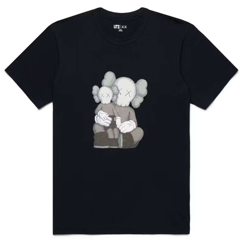 KAWS x Uniqlo UT Short Sleeve Graphic Black T-shirt XXL